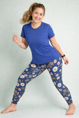 Navy Daisies Women's Activewear Leggings - Classic