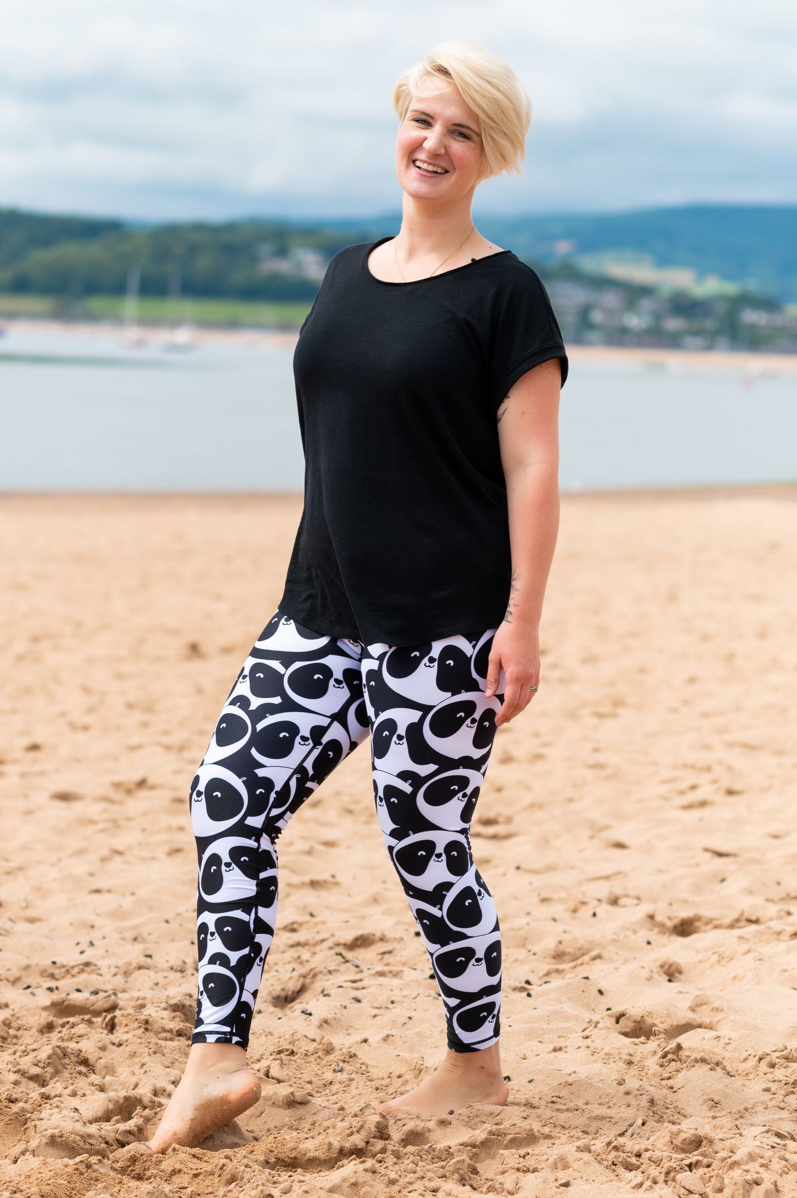 Monochrome Panda Women's Activewear Leggings