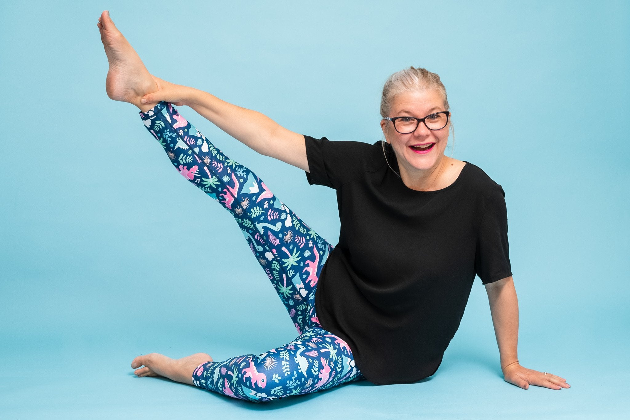 Pink Dino Blue Women's Activewear Leggings